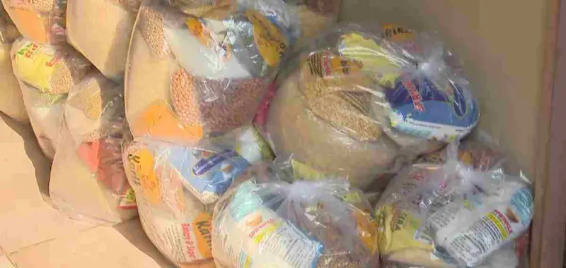 തൃശ്ശൂരില്‍ വോട്ടര്‍മാര്‍ക്ക് ബിജെപി ഭക്ഷ്യകിറ്റുകള്‍ നല്‍കിയെന്ന പരാതി; കേസെടുത്തു