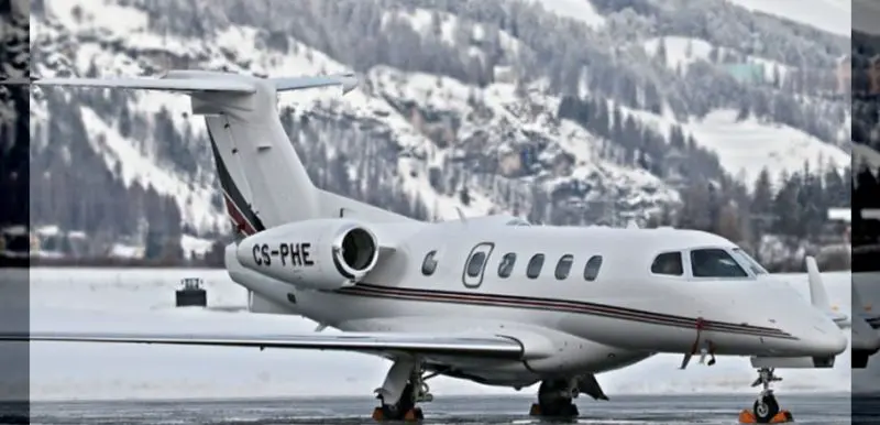 विमानाचा रंग पांढराच का असतो?, 'हे' आहे त्यामागचं विशेष कारण