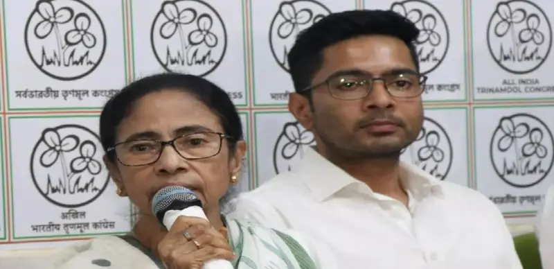 বিজেপির জয় নিয়ে বড় প্রশ্ন! ২০২৬-এর ফল কি তবে বদলে যাবে? সুপ্রিম কোর্টে মমতার 'মাস্টারস্ট্রোক' নিয়ে তুঙ্গে জল্পনা
