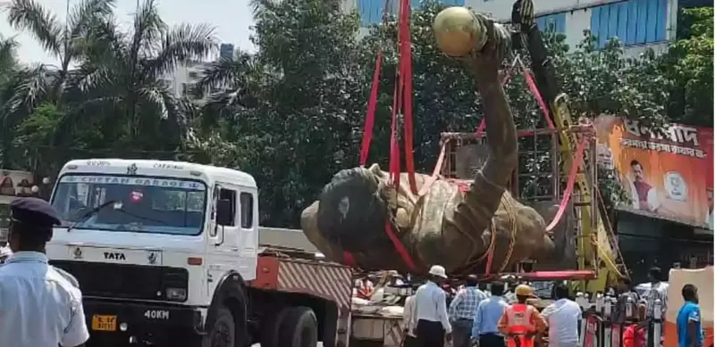 हटाई गई लियोनेल मेसी की 70 फीट ऊंची विशाल प्रतिमा