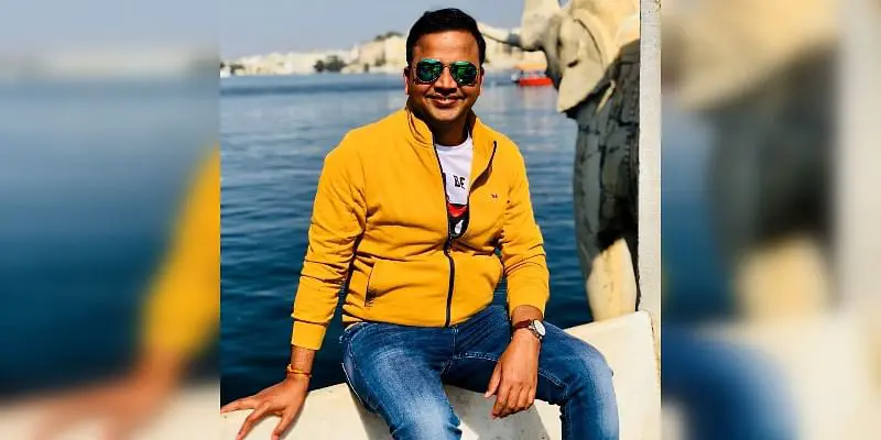 कोरोना काल में माँ-बाप खोने वाले बच्चों के लिए मसीहा बने शशि प्रकाश, कर रहे हैं अनाथ बच्चों की शिक्षा का प्रबंध