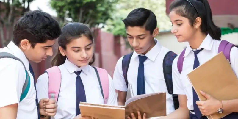 CBSE 10th Result 2026 Today! दोपहर 1 बजे आ सकता है नतीजा, 25 लाख छात्रों की धड़कनें तेज