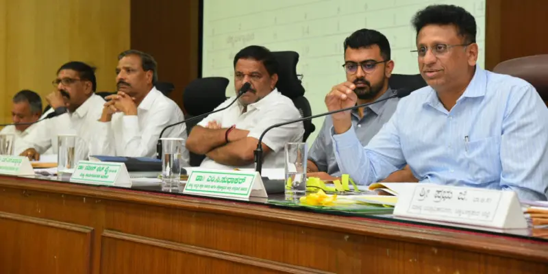 ಜನಿವಾರ ವಿವಾದ, ಕಟ್ಟುನಿಟ್ಟಿನ ಸೂಚನೆಯ ಅರಿವಿಲ್ಲದ ಸಿಬ್ಬಂದಿ