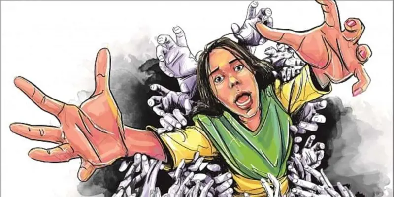 बांधकाम कामगारांनी काढली विदेशी महिलेची छेड; दोघे अटकेत