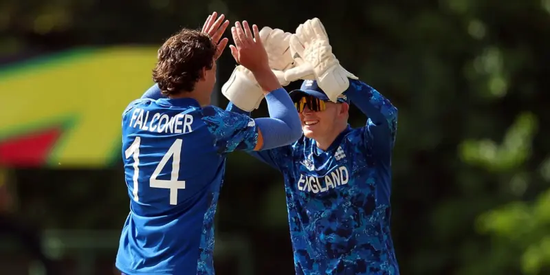 ICC Under-19 Men's Cricket World Cup: England enter super six with perfect win record