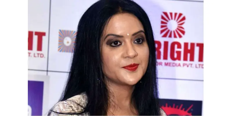 ऍक्सिस बँकेतही लव्ह जिहादसारख्या घटना.अमृता फडणवीस यांचा दावा