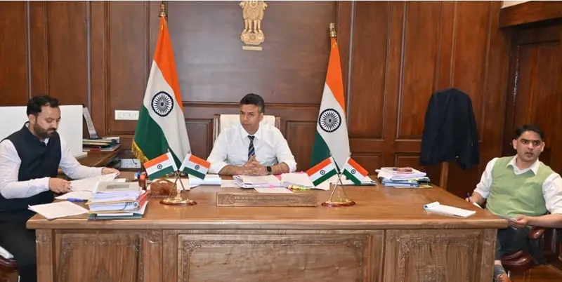 DC Anantnag chairs meeting of Single Window Committee of Mining Leases