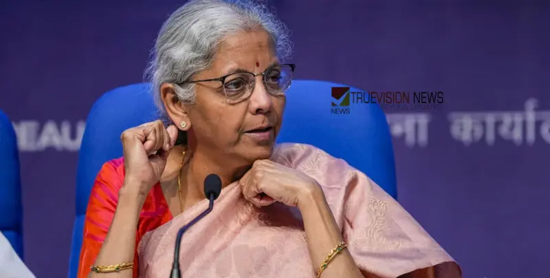 ഓണത്തിനും ക്രിസ്മസിനും സൗജന്യ ഗ്യാസ്; കേന്ദ്രമന്ത്രി നിര്‍മല സീതാരാമൻ