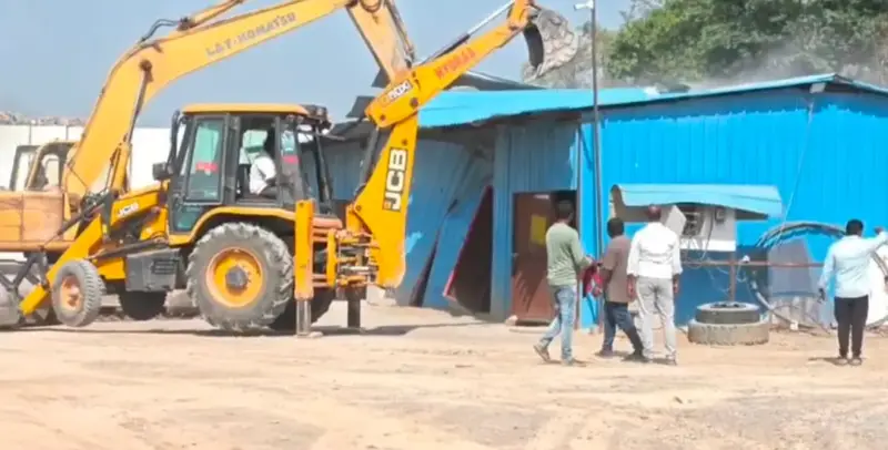 అక్రమ మైనింగ్‌పై హైడ్రా ఉక్కుపాదం.. ఏకకాలంలో ఆరు చోట్ల ఆకస్మిక దాడులు