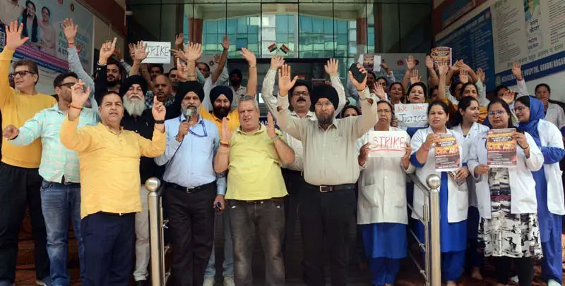 N-G Health employees' strike enters day 2; patients continue to suffer