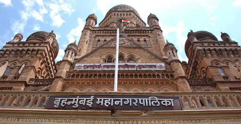 महापालिकेच्या 'त्या' कंत्राटदारांना अडीच वर्षे मुदतवाढ आणि १५९ कोटींचे घबाड