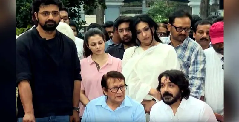 Tollywood Ceasefire! Prosenjit & Dev Pledge to Lift All 'Bans' Within 72 Hours