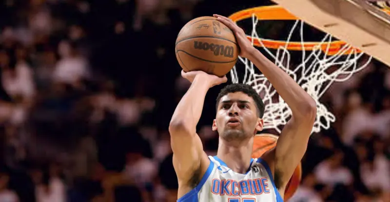 (Video) Warriors Star Shoots With Left Hand After Depleted Roster Forces Playing Time