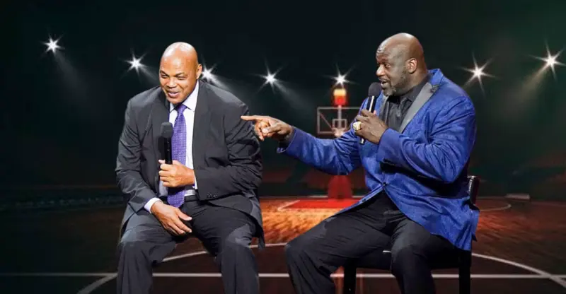 Shaq Gets Introduced as Shaquille "I Hate Charles Barkley" O'Neal While Receiving His Master's Degree From LSU