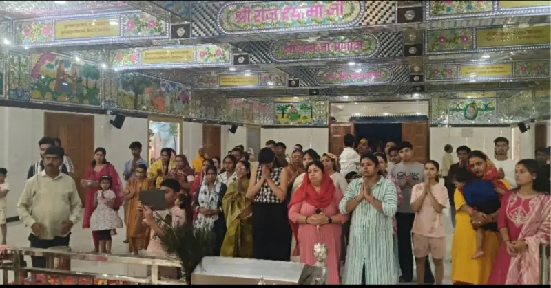 श्री राधा कृष्ण प्रणामी मंदिर में श्रद्धा व भक्ति के साथ मनाई गई बुद्ध पूर्णिमा