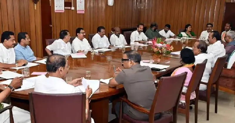 ഗവര്ണറുടെ നയപ്രഖ്യാപന പ്രസംഗത്തിന്റെ കരടിന് ഇന്ന് മന്ത്രിസഭാ യോഗം അംഗീകാരം നല്കും