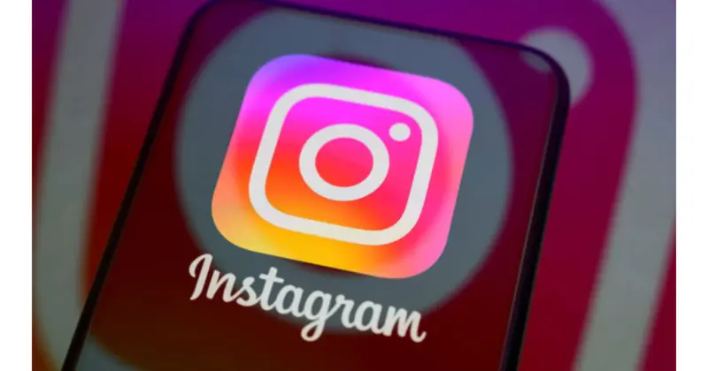 Instagram black and white bug finally fixed in dramatic HDR glitch
