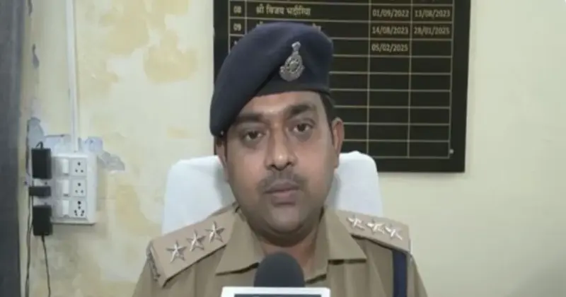 ग्वालियर में भीषण सड़क हादसा: बिजली के खंभे से टकराई कार, दो की जलकर मौत