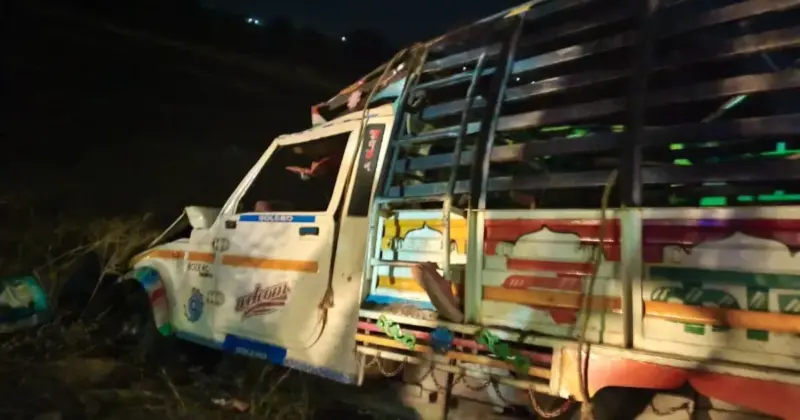 मध्य प्रदेश के धार में भीषण सड़क हादसा, पिकअप पलटने से 12 मजदूरों की मौत, 20 घायल