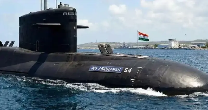 3,500 കിലോമീറ്റര്‍ വരെയുള്ള ലക്ഷ്യങ്ങളെ തകര്‍ക്കുന്ന കെ 4 ബാലിസ്റ്റിക് മിസൈലിന്റെ കരുത്ത് ; പാകിസ്ഥാനെ തകര്‍ത്തെറിയാൻ ഐ എൻ എസ് അരിധമൻ വരുന്നു