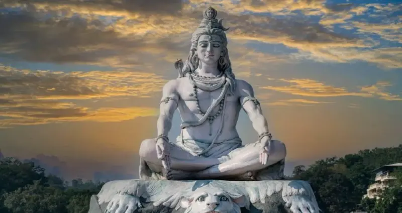 ২০২৬ সালের মহাশিবরাত্রি কবে এবং শিবের মাথায় জল ঢালার শুভক্ষণ ও নিয়ম জানুন