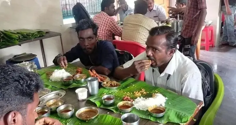 ஹெல்த் டிப்ஸ்: வெளியிடங்களில் சாப்பிடும் விஷயத்தில் அலட்சியம் வேண்டாம்!