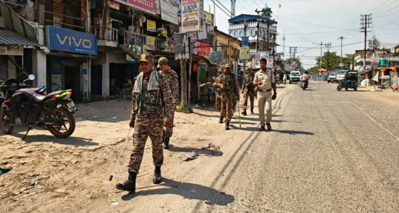 SIR protests intensify across Bengal, tear gas used, 18 held