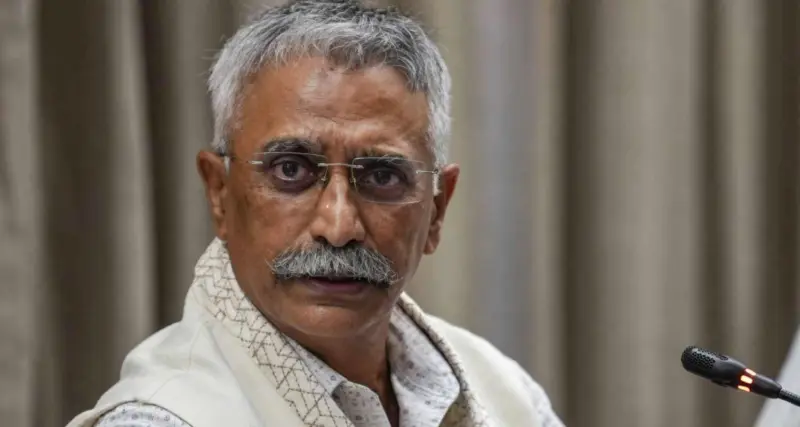 Ex-Army chief backs diplomacy with Pak after RSS leader's remarks