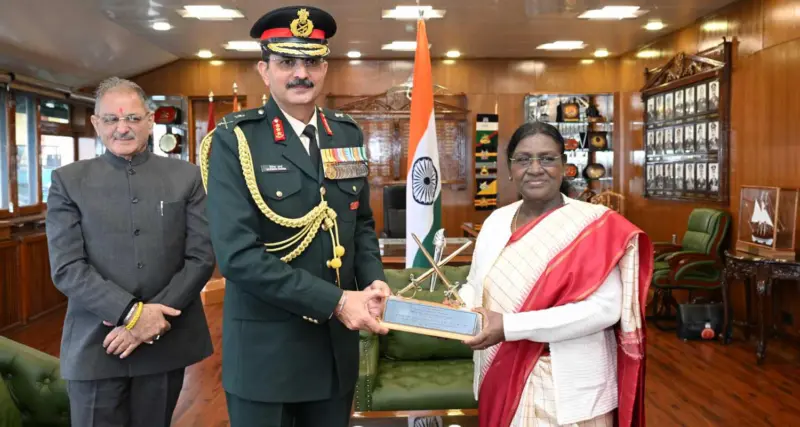 President Droupadi Murmu reviews Army training at ARTRAC