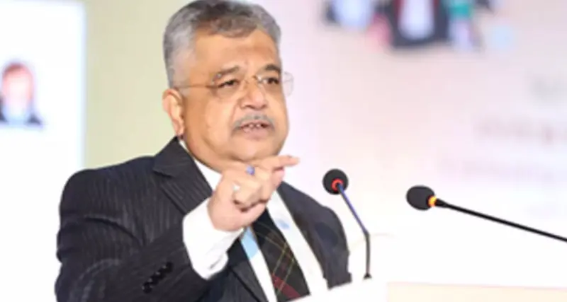 Kejriwal's recusal pea:SG says court is not forum for 'theatrics'