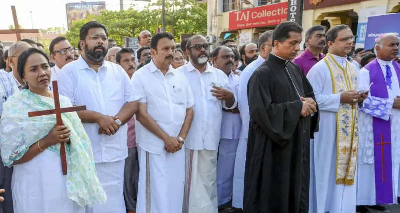 Kerala polls: Good Friday observed, candidates visit churches