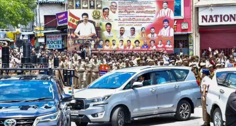 సీఎంలు వీఐపీ సంస్కృతిని ఎలా కంట్రోల్ చేసుకుంటున్నారు?