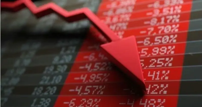 Crude oil surges, Sensex closes lower by 582 pts