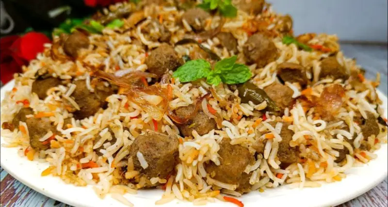 சுவையான சோயா பிரியாணி : ஹோட்டல் ஸ்டைல்  செய்வது எப்படி? ரெசிபி இதோ..!