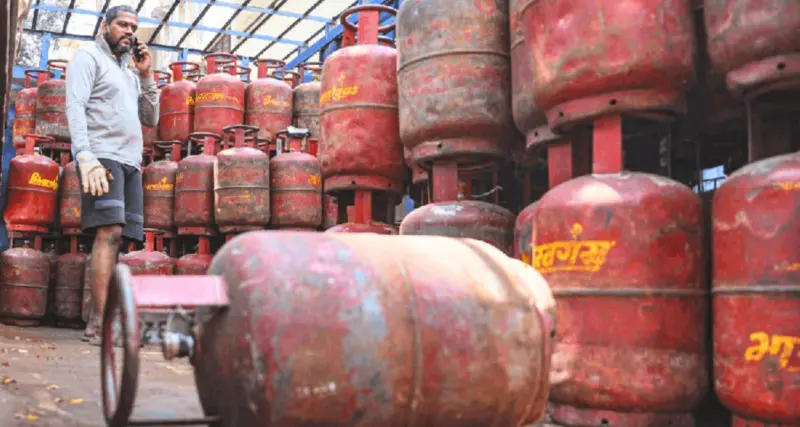 Supply disruptions drag India's LPG consumption down 13 pc