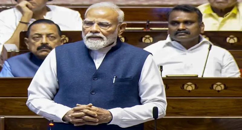 Strait of Hormuz Blocked! PM Modi Announces Search for Alternative Energy Routes in Parliament