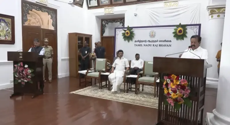அமைச்சராக மீண்டும் பதவி ஏற்றார் பொன்முடி