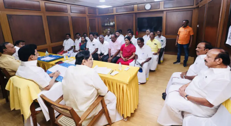 காங்கிரஸுக்கு போகிறதா கடலூர்?: ஒட்டுமொத்தமாக எதிர்க்கும் திமுகவினர்!