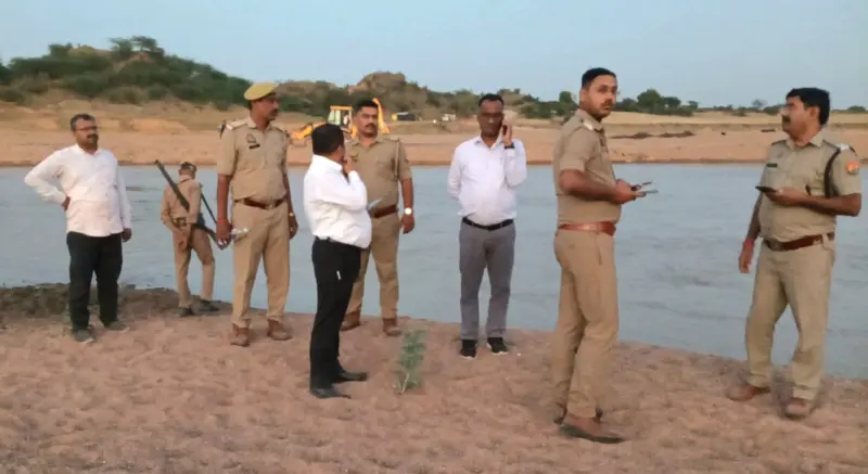 Jhansi : अवैध खनन पर पट्टाधारकों से लगभग 1.50 करोड़ से अधिक धनराशि जमा कराने की तैयारी