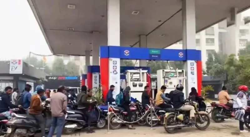 ഡീസലിന്റേയും വിമാന ഇന്ധനത്തിന്റേയും കയറ്റുമതി തീരുവ കുറച്ച്‌ കേന്ദ്രസര്‍ക്കാര്‍