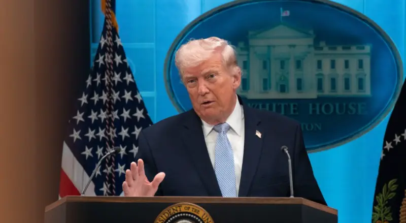 പശ്ചിമേഷ്യയില്‍ താത്കാലിക സമാധാനം; ഇറാനും അമേരിക്കയും വെടിനിര്‍ത്തല്‍ കരാറിലെത്തിയെന്ന് ഡോണള്‍ഡ് ട്രംപ്