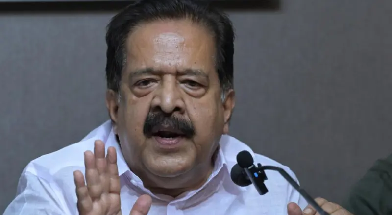 'കേരളത്തിന്റെ സ്പന്ദനം അറിയുന്നവൻ കേരളം നയിക്കട്ടെ'; രമേശ് ചെന്നിത്തലയ്ക്കായി പത്തനംതിട്ടയില്‍ ഫ്ലക്സ്