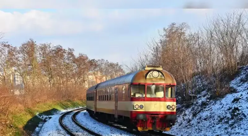 വിഷു ആഘോഷിക്കാൻ കൂടുതല്‍ ട്രെയിനുകള്‍; ചെന്നൈയില്‍ നിന്നും മംഗളൂരുവില്‍ നിന്നും സ്പെഷ്യല്‍ സര്‍വീസുകള്‍