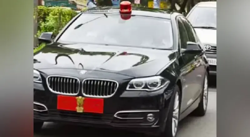 ഇന്ത്യയില് ആര്ക്കെല്ലാം നമ്പര്പ്ലേറ്റ് ഇല്ലാതെ വാഹനം നിരത്തിലിറക്കാം? പ്രധാനമന്ത്രിയല്ല, പിന്നെ ആര്ക്കെല്ലാം?