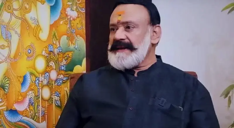 കണ്ണീരോടെ വിട; നടൻ സന്തോഷിന്റെ സംസ്കാരം തൃശൂരില് നടന്നു