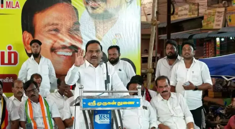 తమిళనాట అగ్గి రాజేసిన డీఎంకే రాజా వ్యాఖ్య