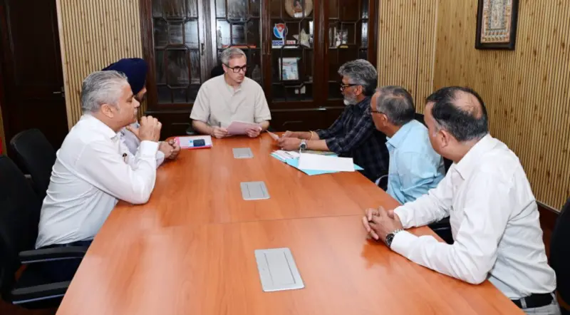 CM Omar Abdullah Meets Delegations, Assures Time-Bound Redressal of Public Issues