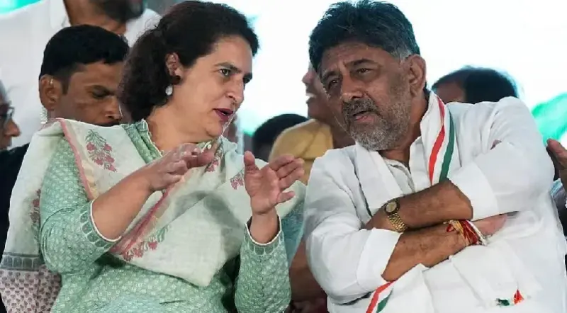 പ്രതിസന്ധി ഘട്ടങ്ങളില് പാര്ട്ടിയ്ക്കൊപ്പം നിന്നയാളാണ് ; സിദ്ധരാമയ്യയെ താഴെയിറക്കി ഡികെയെ മുഖ്യമന്ത്രിയാക്കാൻ ചരട് വലിച്ചത് പ്രിയങ്ക