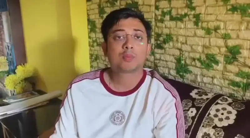 পরাজয়ের পর মানুষের রায় মেনে নিলেন প্রসেনজিৎ দাস।