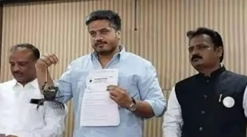 अजित पवार विमान दुर्घटना; रोहित पवारांची तक्रार सीआयडीकडे
